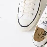 コラボスニーカー発売
