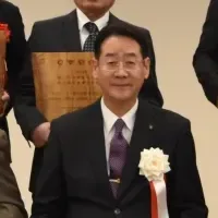 CLTベンチ寄贈活動