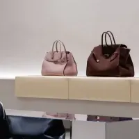 Valextraの新作コレクション