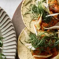 新宿の異国タコス