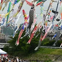 春のこいのぼり祭り
