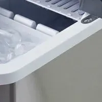 クリアアイスゴロン