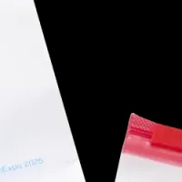 「ミャクミャク」コラボ商品