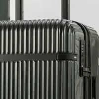 新型スーツケース登場
