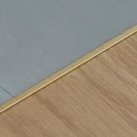 新色ゴールド登場