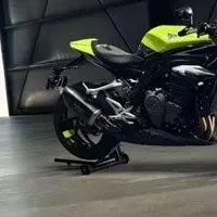 新型SPEED TRIPLE 1200 RX