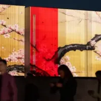「MEGA CANVAS」の紹介