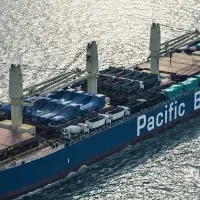 新衛星通信で船舶の質向上