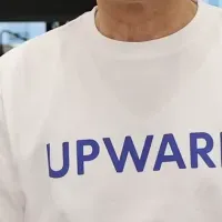 UPWARDに古森氏就任