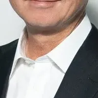 新役員体制の導入