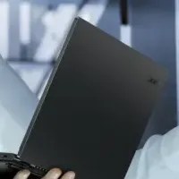 Acer TravelMate P4 14登場