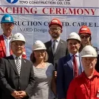 自航式ケーブル船進水