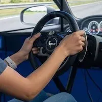 VRで安全運転教育