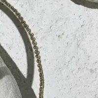 新作オリビア・バートン