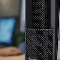 新型ワークステーション登場