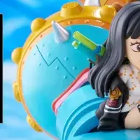 ONE PIECE BASE限定フィギュア