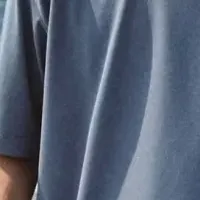 GASHI GASHI Tシャツ