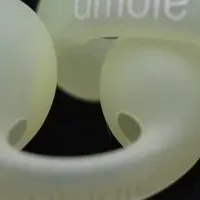 光る蓄光ソックス