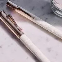 伯爵コレクション新色