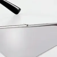 ゲンスルーのサングラス