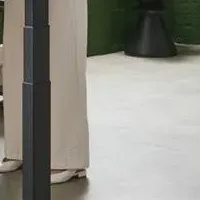 Floモニターアーム