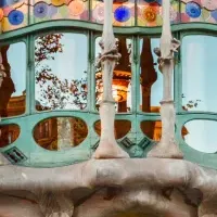 現代アートギャラリー誕生