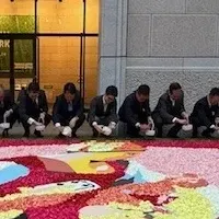 御堂筋が花で彩る