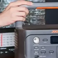 新作ポータブル電源600