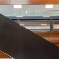 田中貴金属の新本社