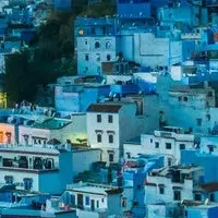 青の街を旅しよう