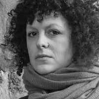 ポリー・バートン来日