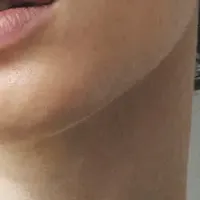 LAHの馬蹄ネックレス