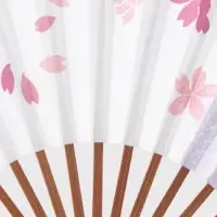 伊場仙、パリに登場