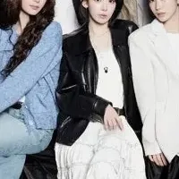 W CONCEPTとLE SSERAFIM