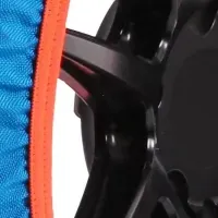 イッセ・スノーソックス登場！