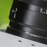 七工匠の新レンズ