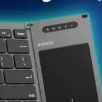 折りたたみAIキーボード