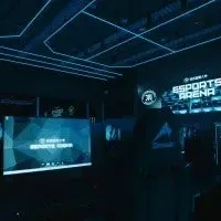 eスポーツアリーナ始動