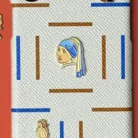 デコスマホケース登場！