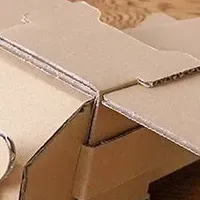 冬のダンボール工作