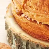 コメダと鎌倉紅谷の夢のコラボ