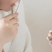 赤ちゃんの歯みがきサポート