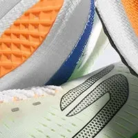 新ランニングシューズ登場