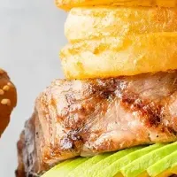 贅沢バーガー登場！